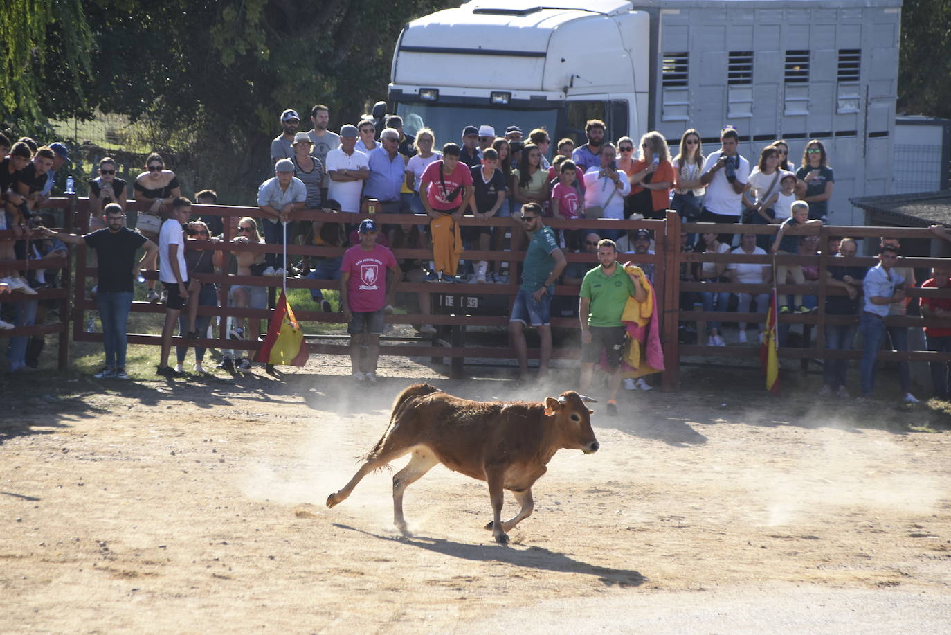 Animado y taurino San Miguel en Pedrotoro