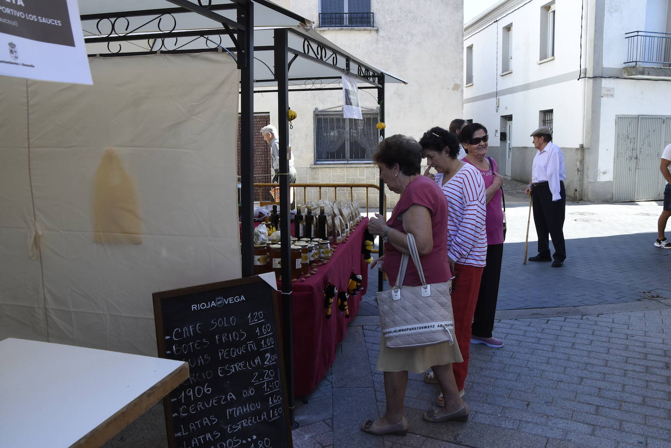 Remonta la Feria de la Almendra de Saucelle