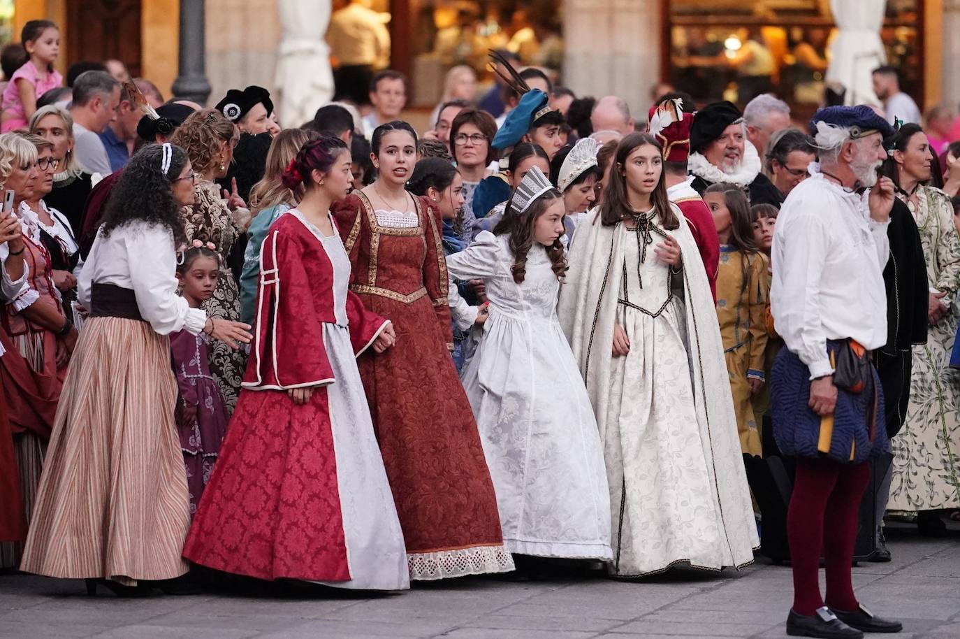 Así han sido los bailes renacentistas en la Plaza Mayor