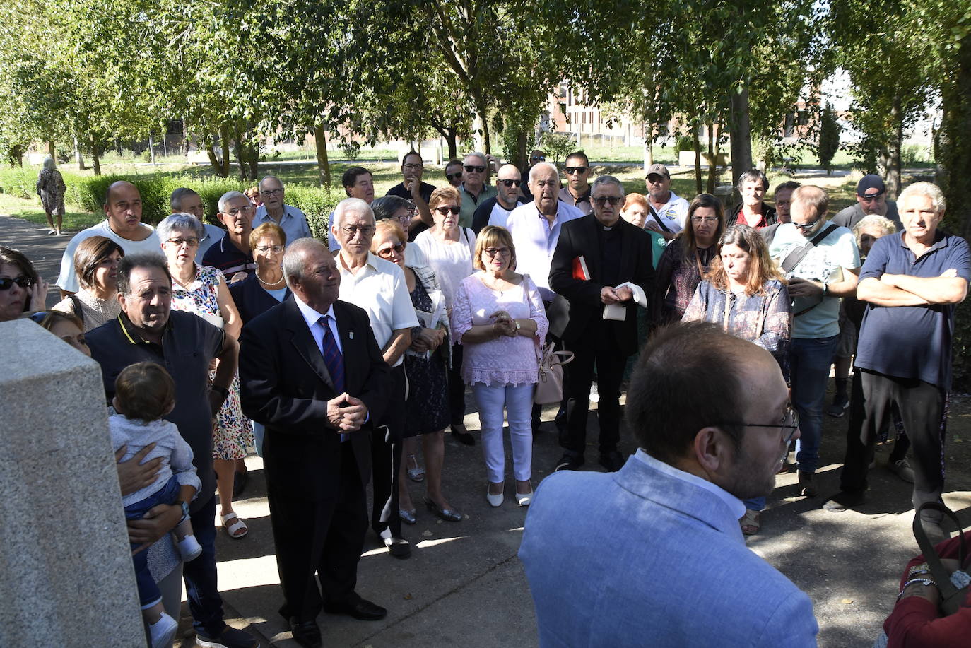 Homenaje a «Quini» en la festividad de la Virgen del Rosario de Miróbriga