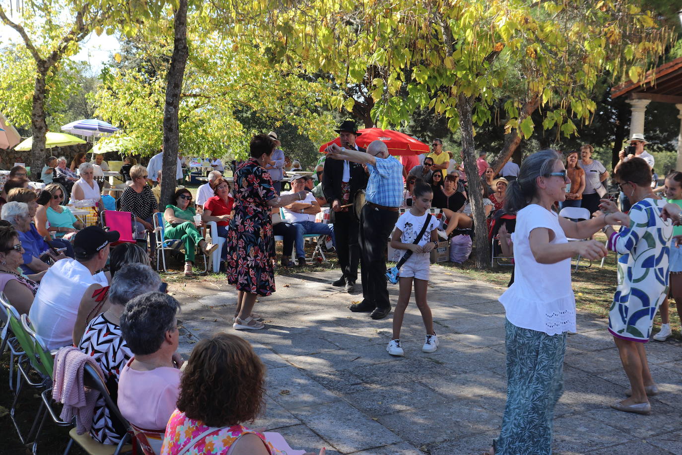 Ledrada mantiene viva su devoción a la Virgen de la Yedra