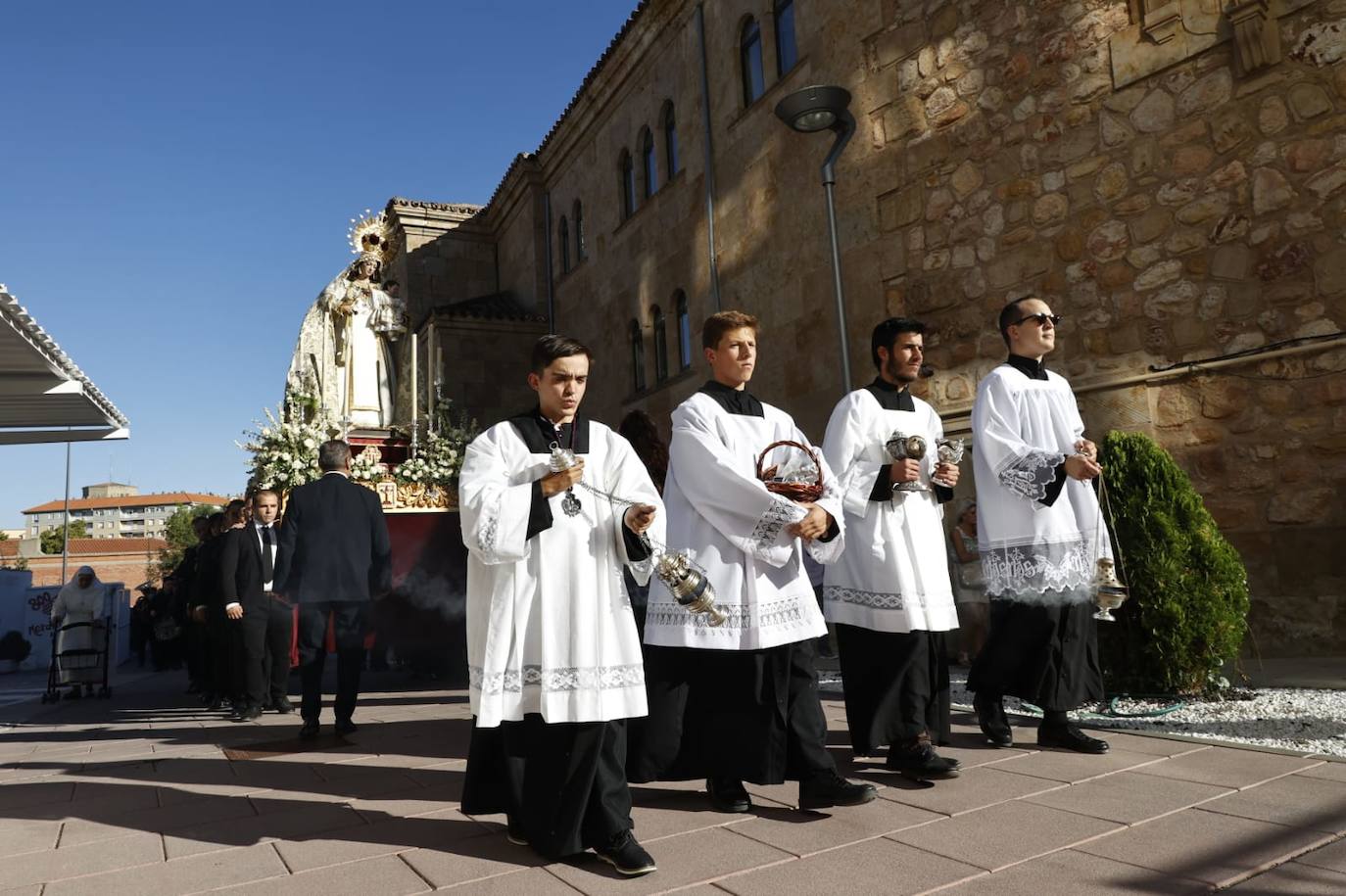 La Virgen que sale a la calle 60 años después