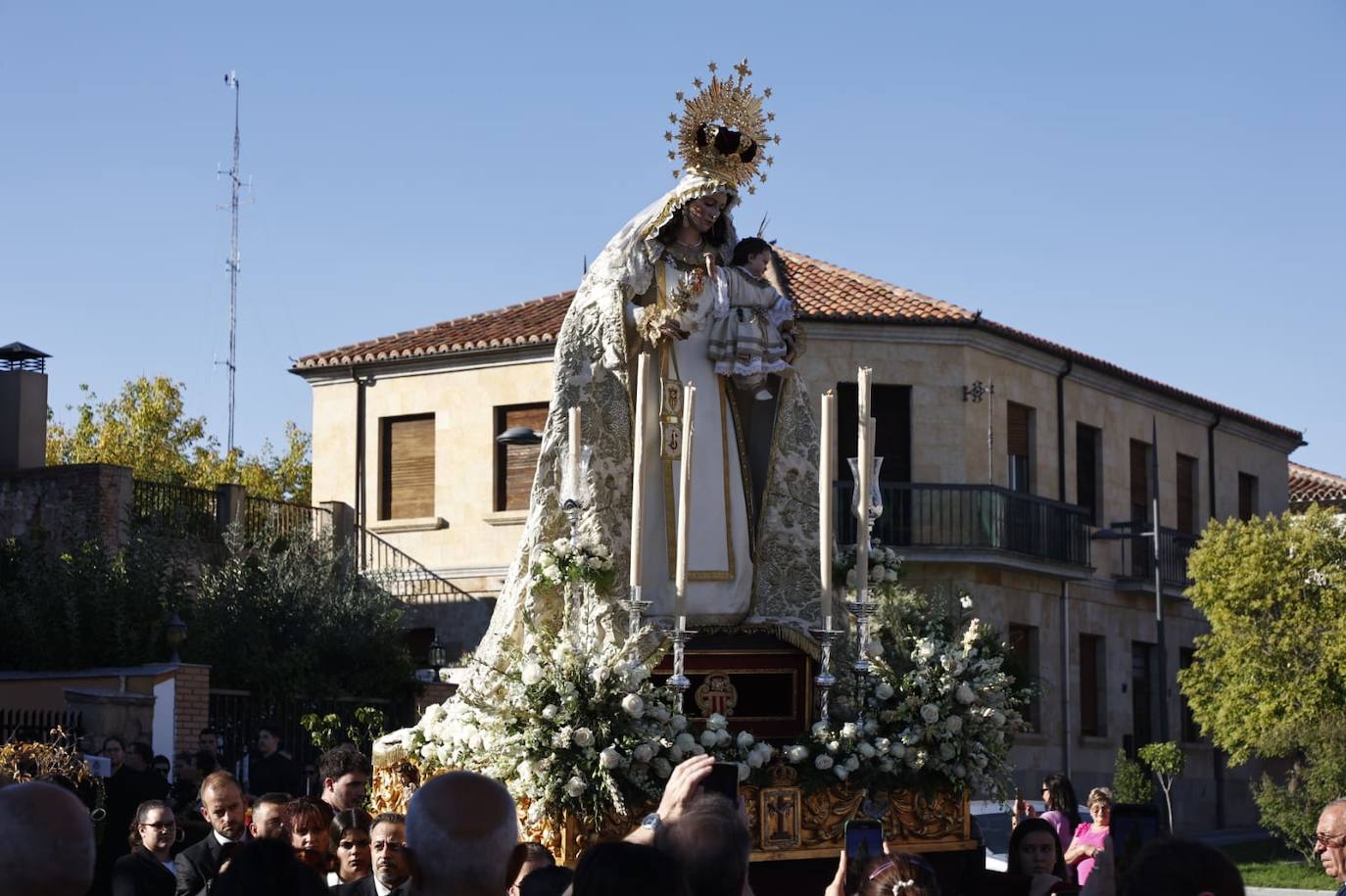 La Virgen que sale a la calle 60 años después