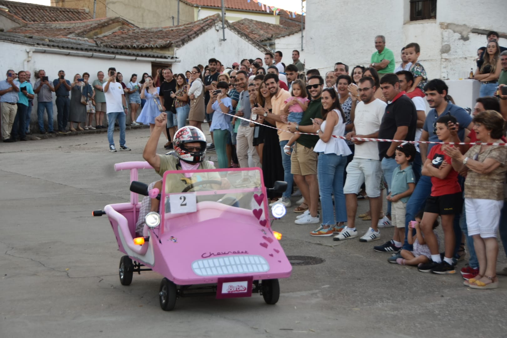 Jenni, Rubiales y un váter, en los &#039;Autos locos&#039; de Aldehuela