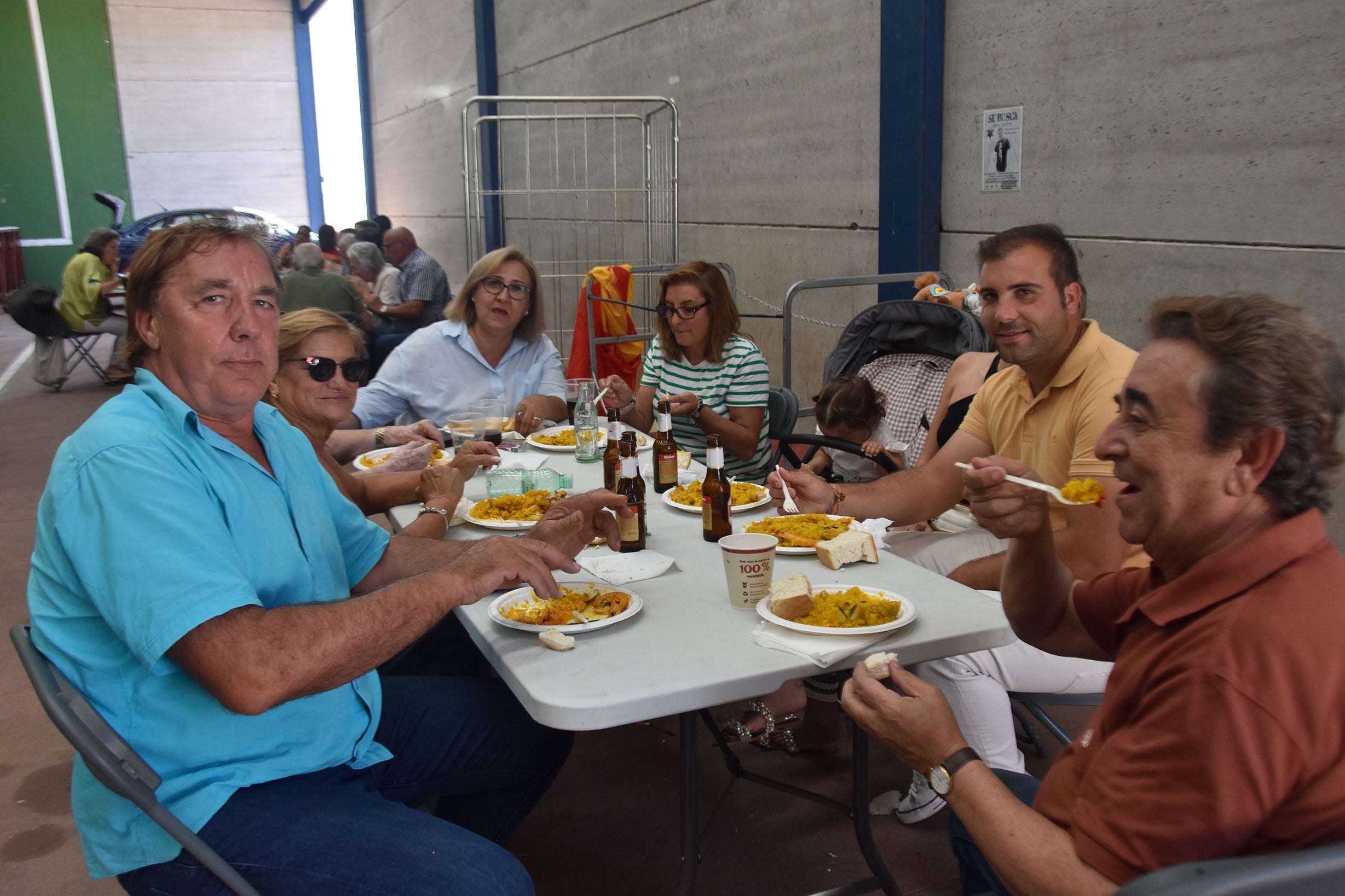 Aldehuela de la Bóveda despide sus fiestas con la tradicional paella en el pabellón