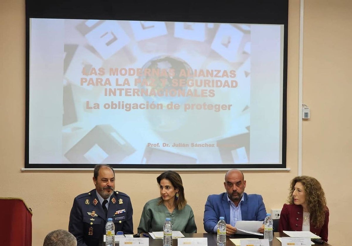 Emilio García, Mirian Vicente, Ramón Sastre y Belén Barco