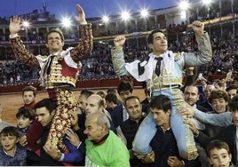 El Juli y López Chaves, a hombros en La Glorieta.