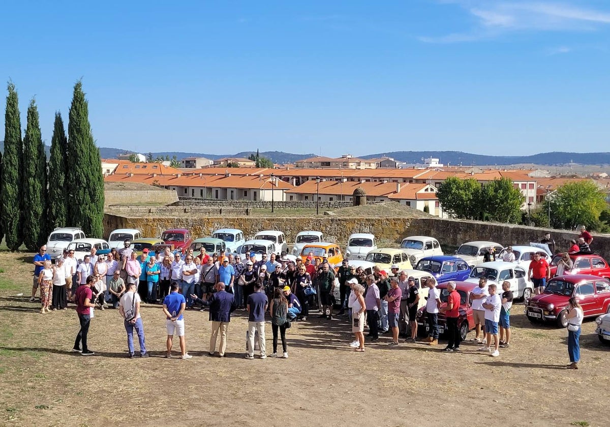 Los clásicos “Seat 600” toman Ciudad Rodrigo