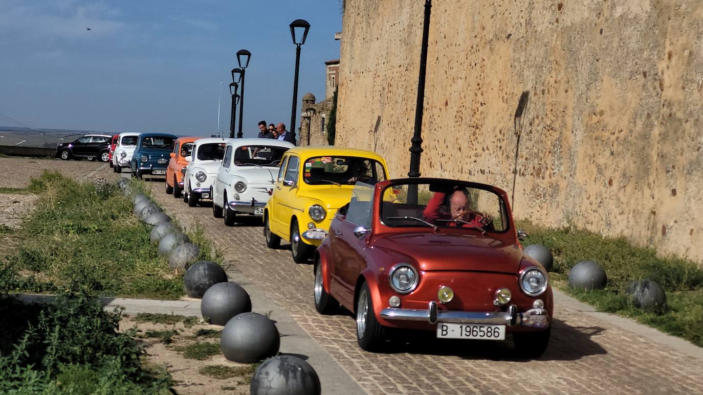 Los clásicos “Seat 600” toman Ciudad Rodrigo