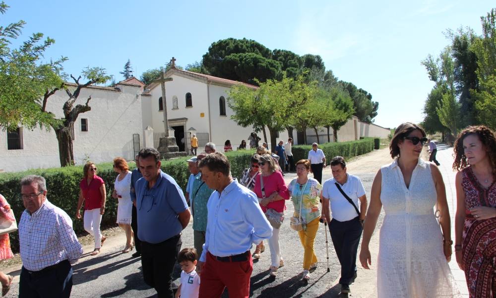 Mancera lleva a su Virgen hasta la Puerta Santa