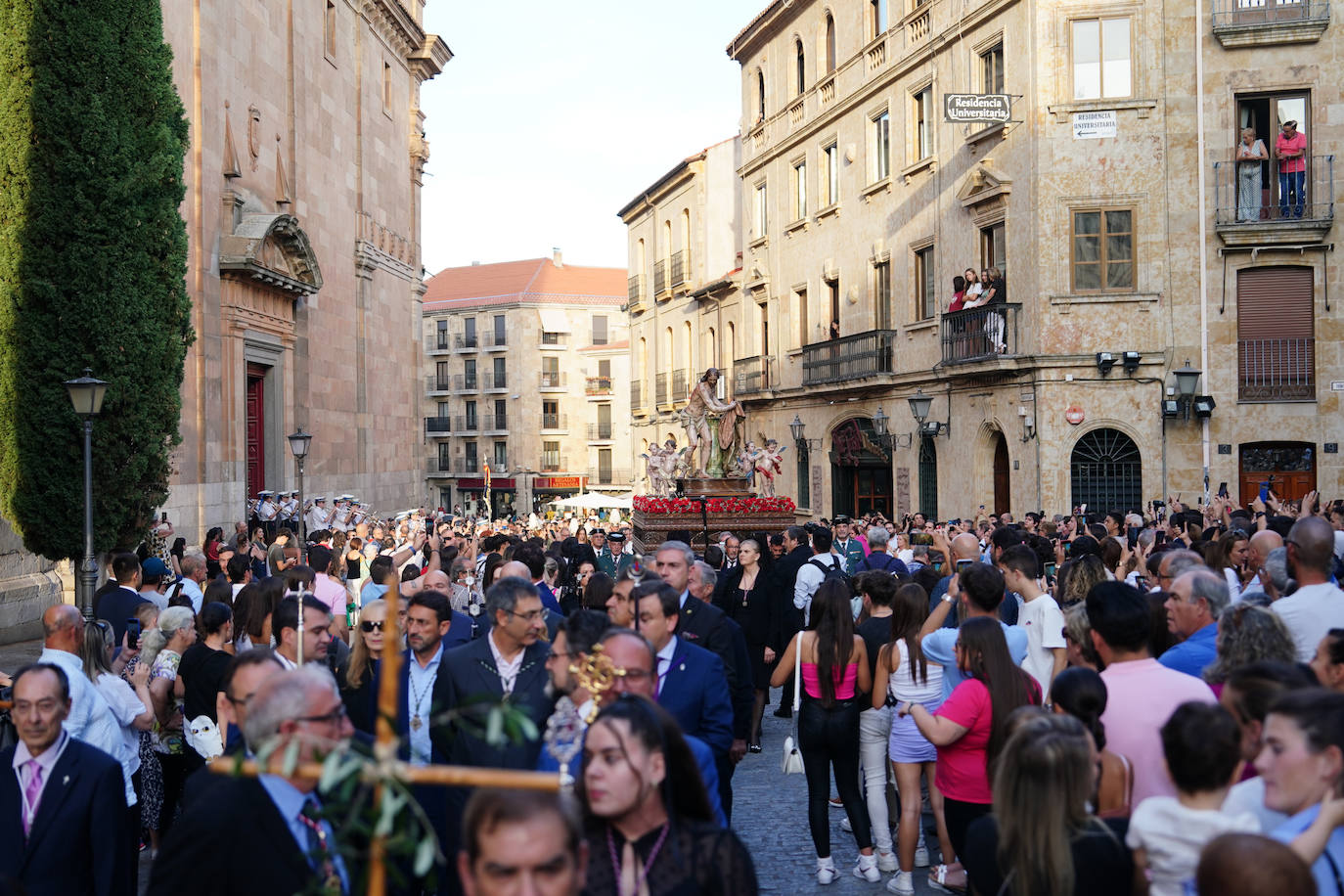 Las imágenes más emotivas de la procesión de Jesús Flagelado en su 75º aniversario