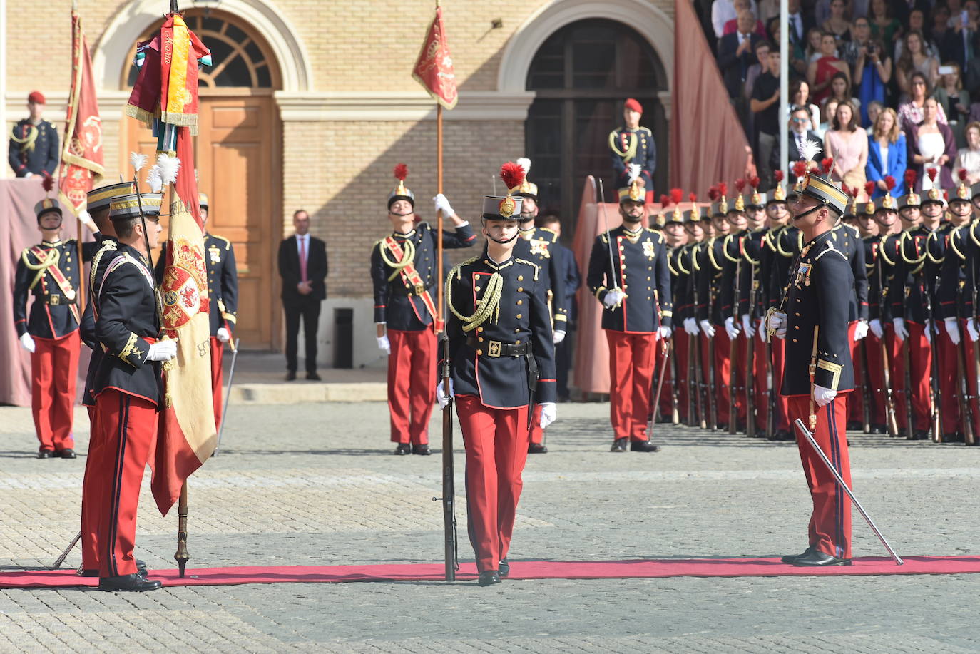 El suspiro de la Reina Letizia en la jura de bandera de la princesa Leonor