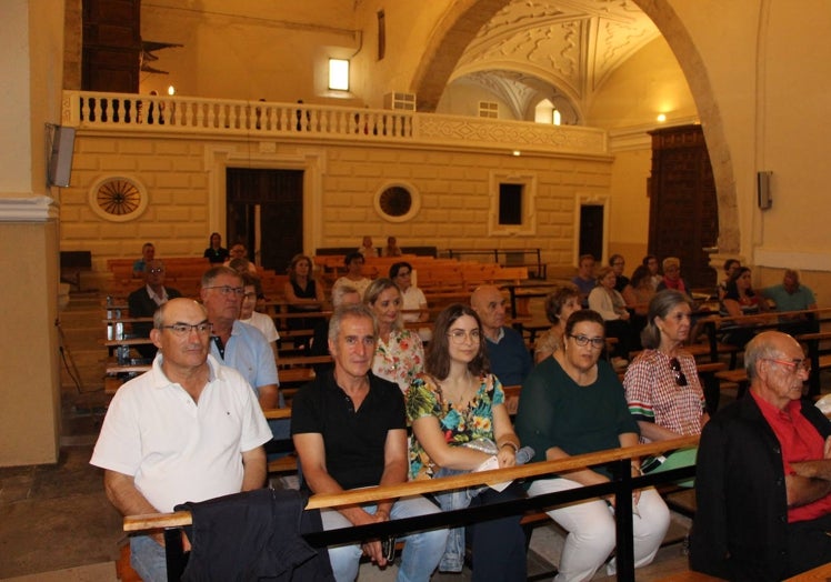 Imagen principal - El organista internacional Matteo Imbruno ofrece un concierto en Palaciosrubios