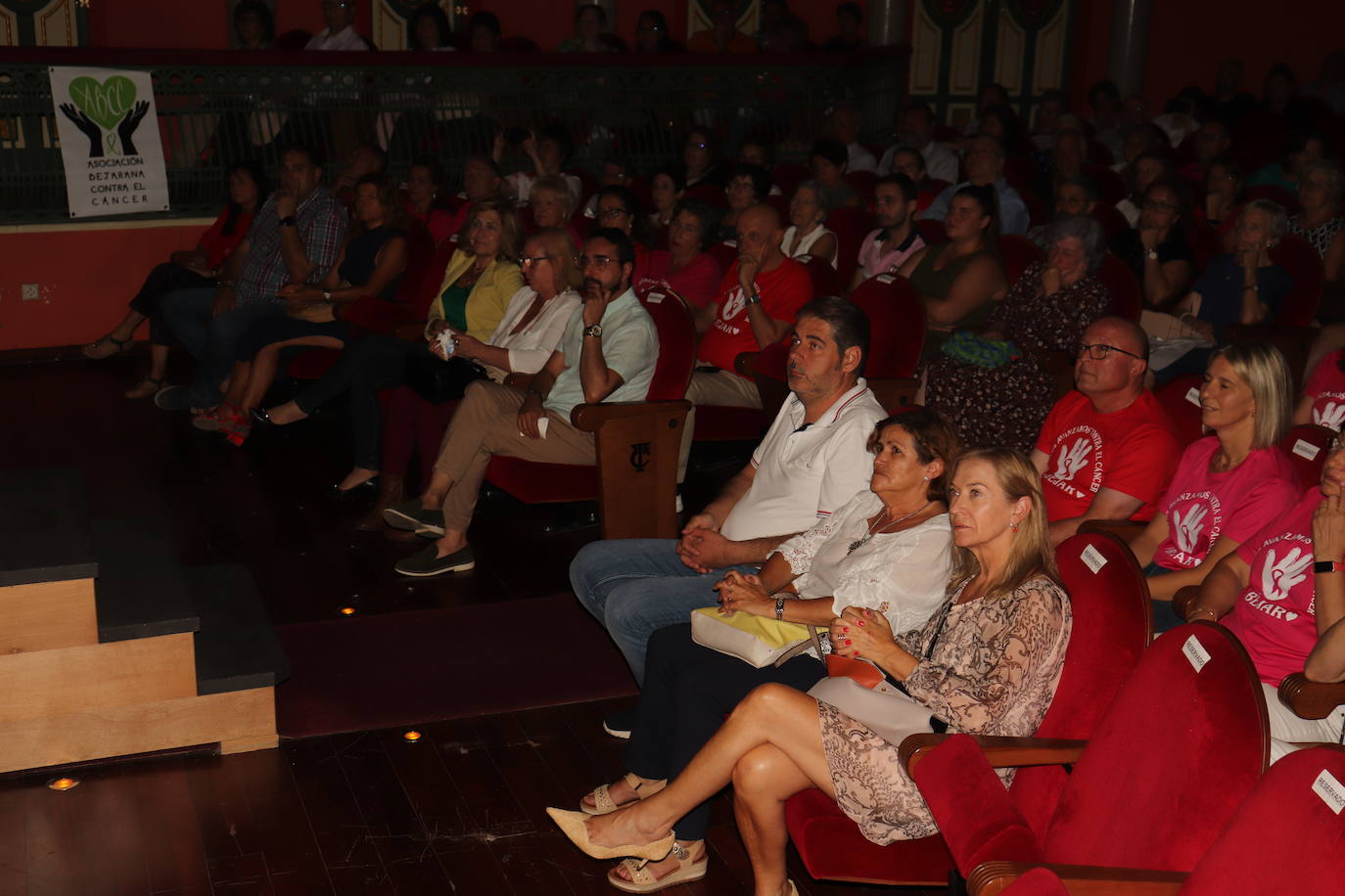 Los bejaranos se suman a la presentación de la Asociación Bejarana contra el cáncer