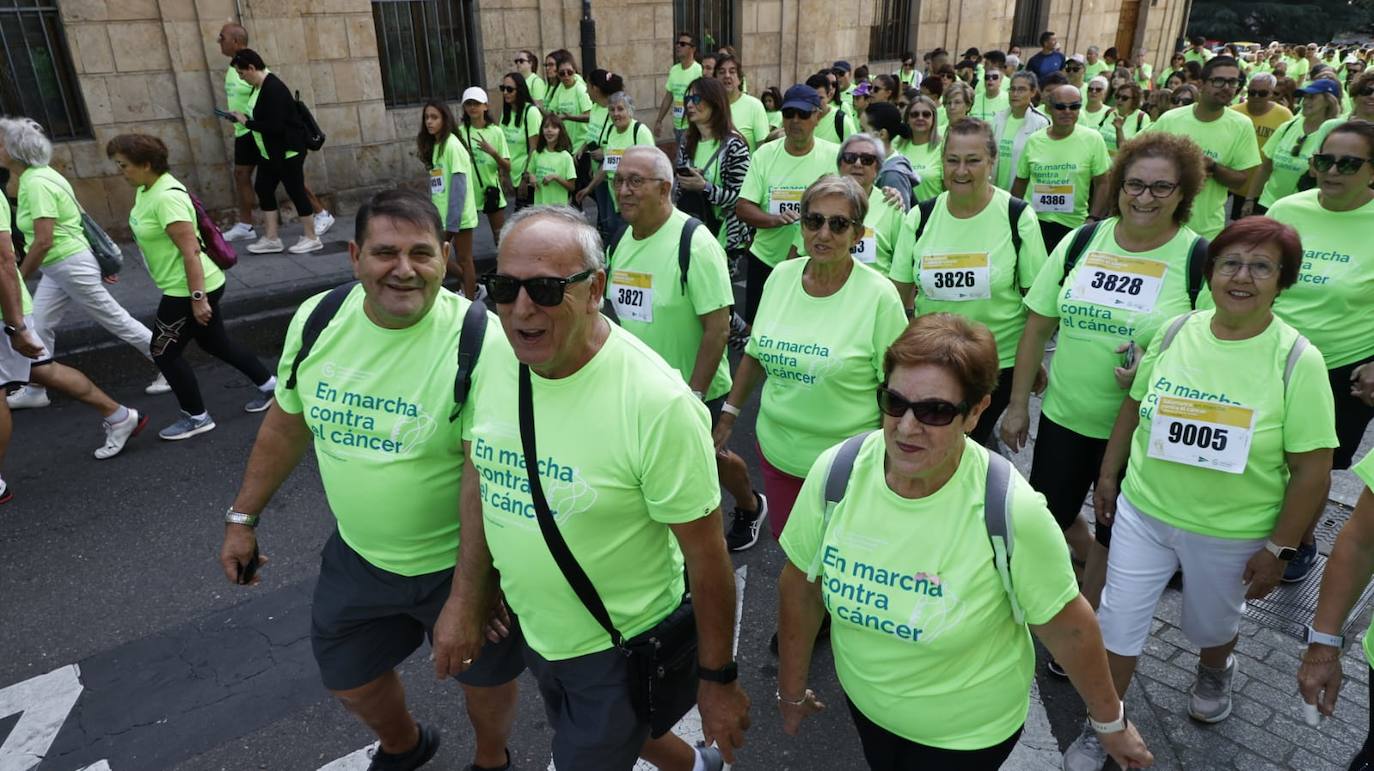 15.000 personas tiñen Salamanca de verde esperanza en la lucha contra el cáncer