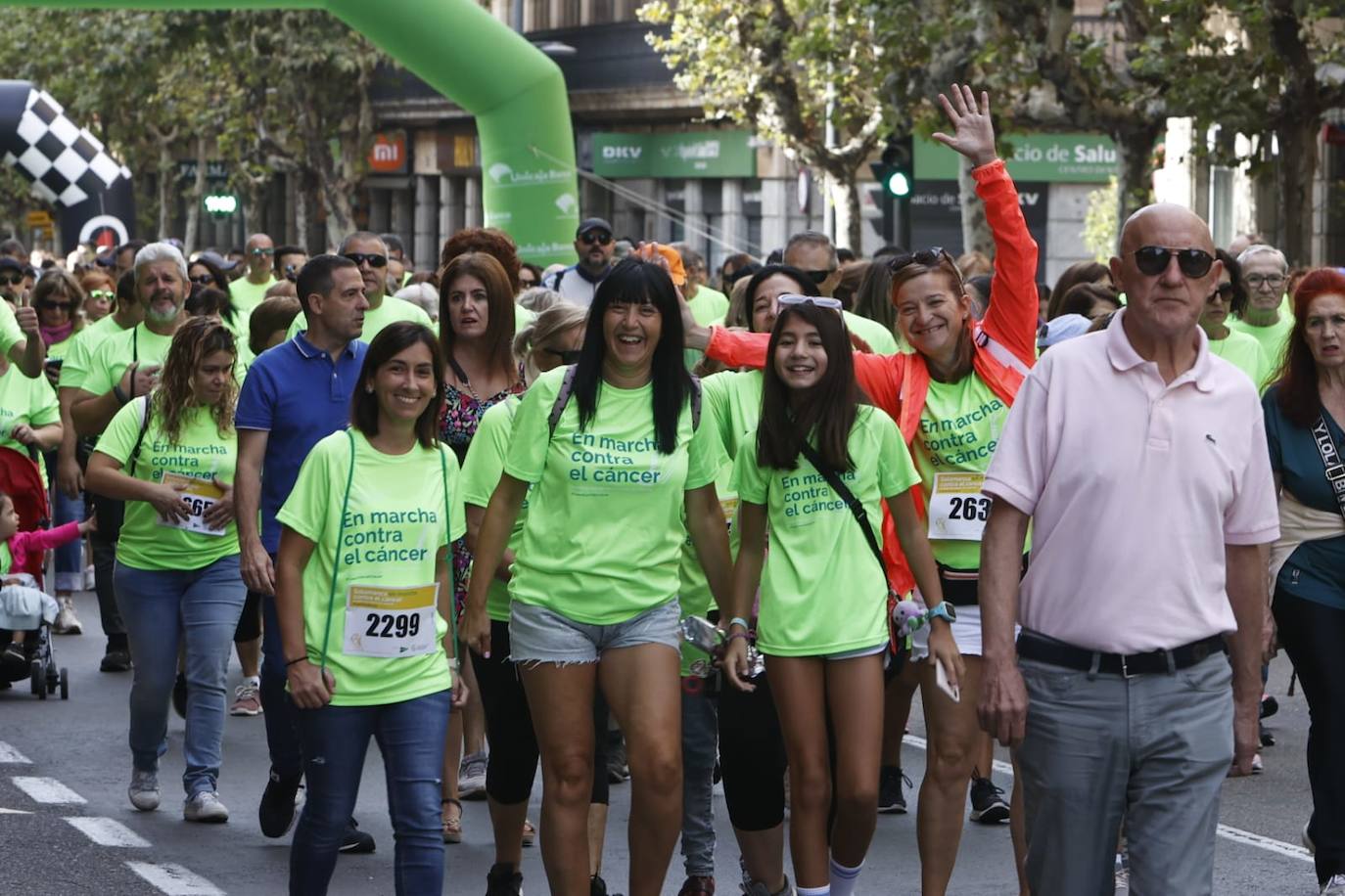 Las mejores imágenes de la Marcha contra el Cáncer de Salamanca