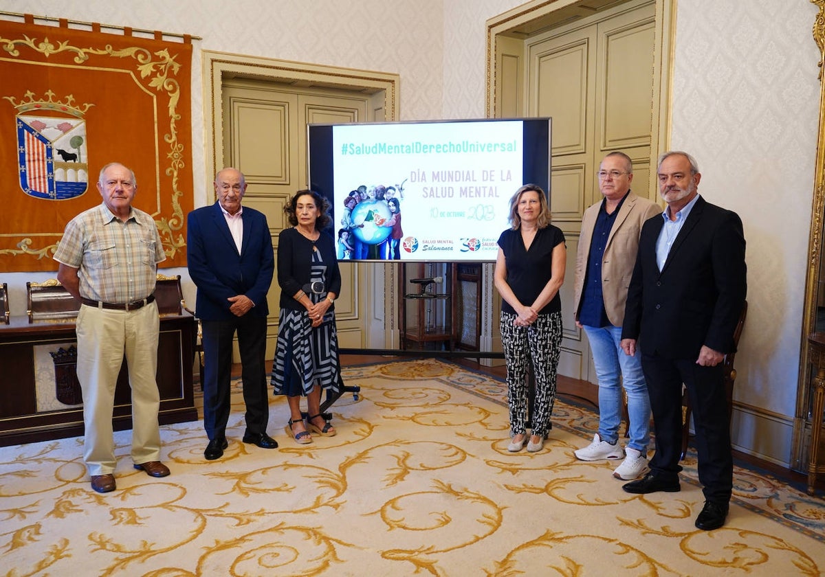 Recepción a la asociación Salud Mental Salamanca en el Ayuntamiento.