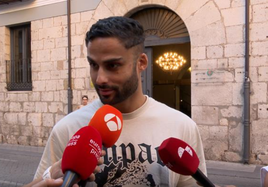 El hombre que increpó a Óscar Puente ya está fuera: «¡Quedo en libertad con el cargo de tener que aguantaros a vosotros!»