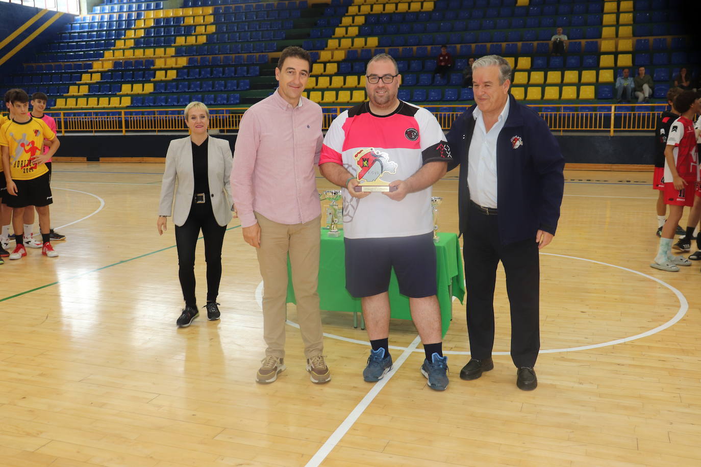 Victoria de Castilla-La Mancha en el primer Torneo de Balonmano Ciudad de Béjar