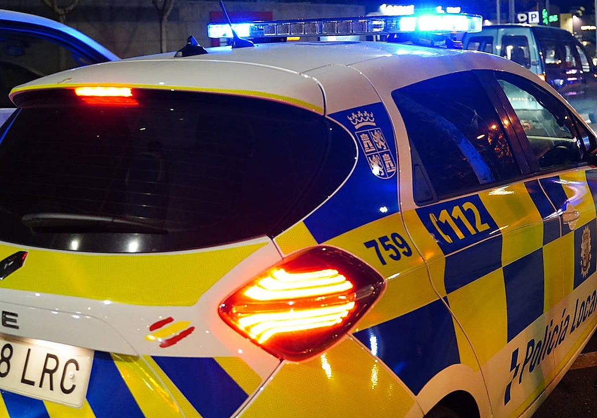 La Policía local tuvo trabajo de madrugada.