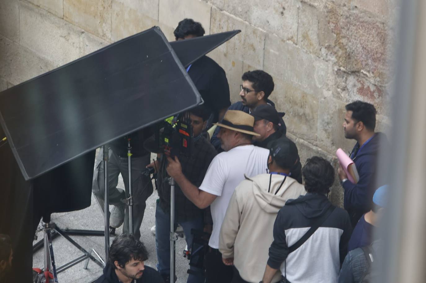 Las curiosas imágenes del comienzo del rodaje de la película de Bollywood