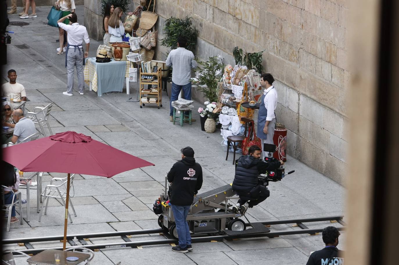 Las curiosas imágenes del comienzo del rodaje de la película de Bollywood