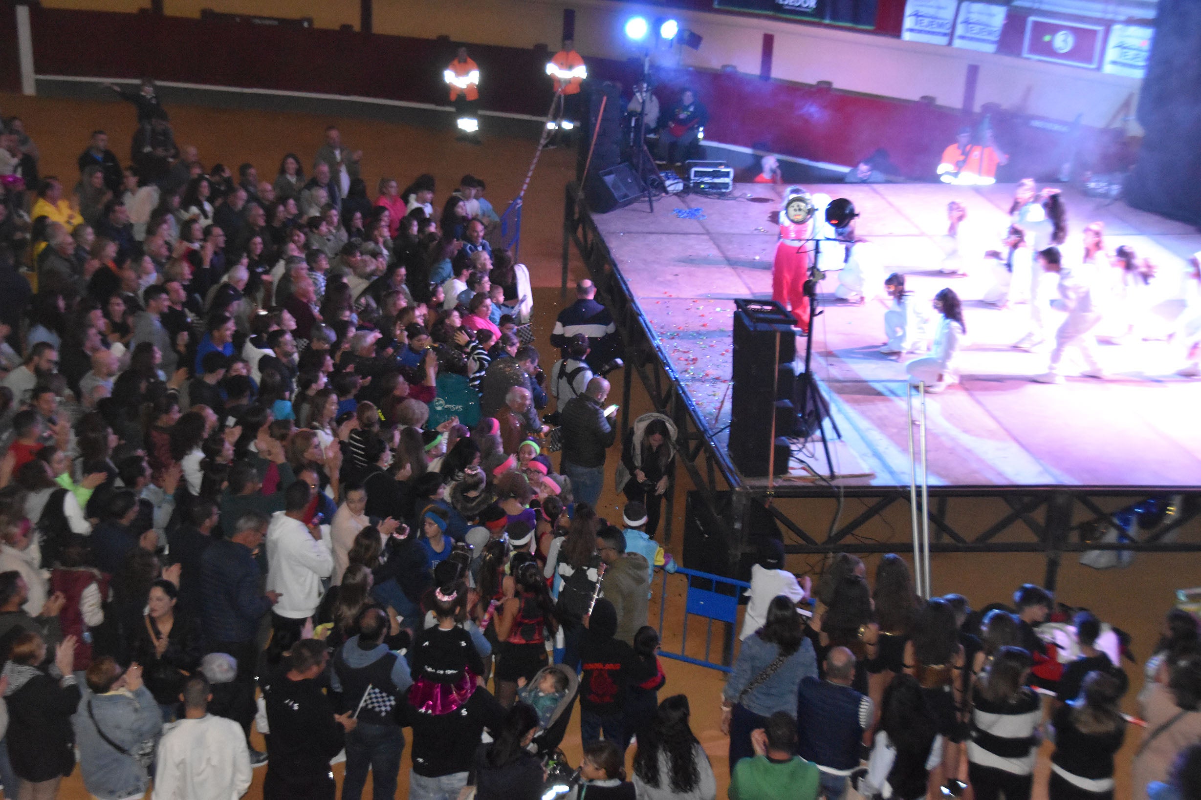 Los niños de Alba brillan en los playbacks