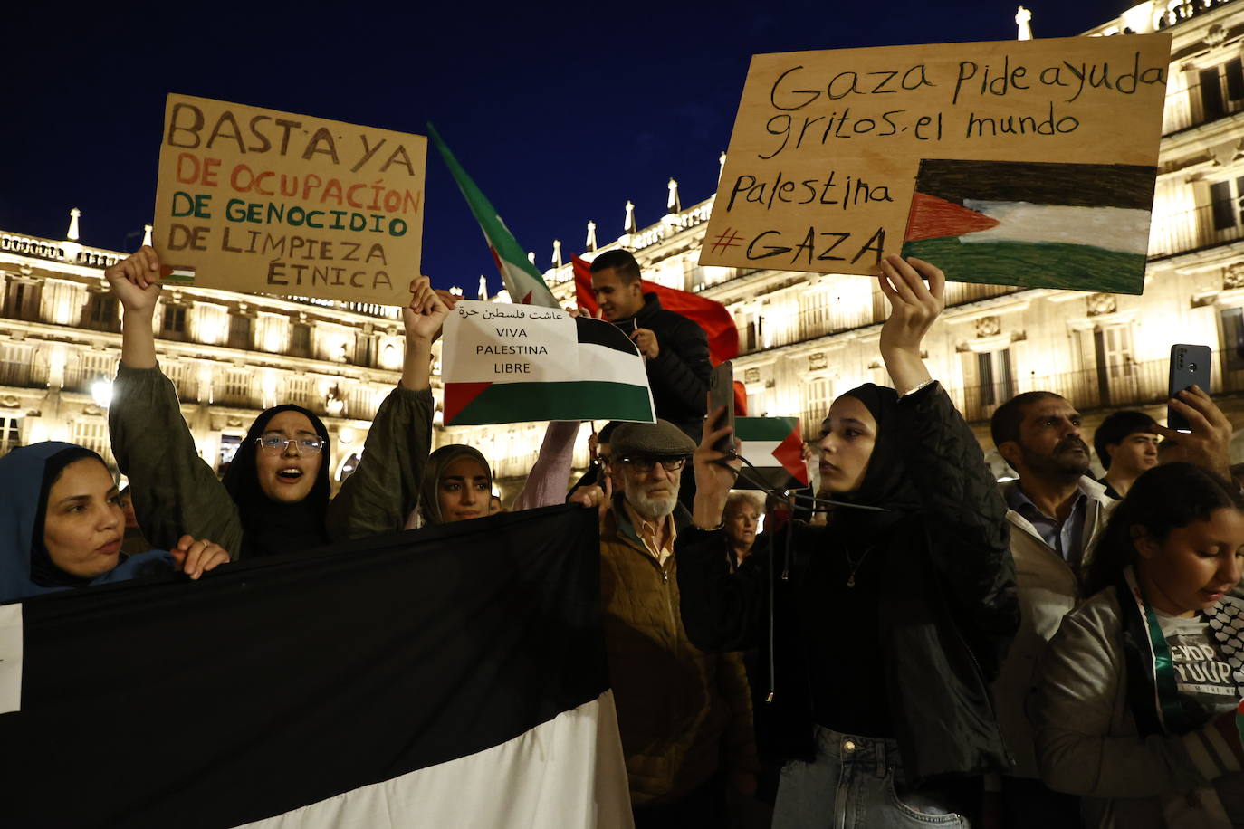 Así ha sido la manifestación a favor de Palestina en la Plaza Mayor