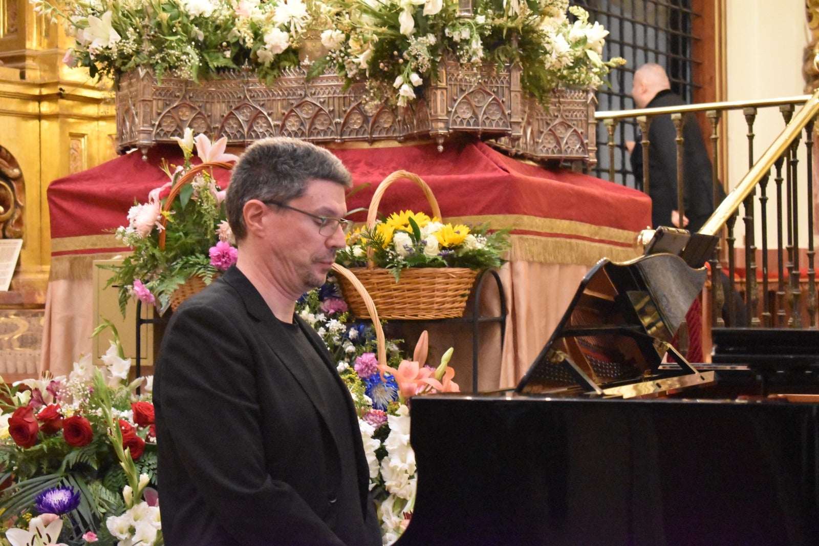 Montserrat Martín Caballé conquista al público de Alba durante el recital lírico teresiano