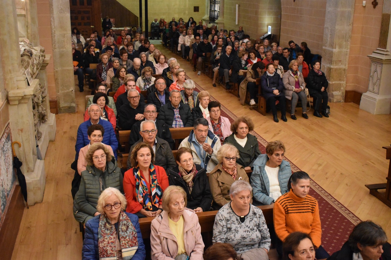 Montserrat Martín Caballé conquista al público de Alba durante el recital lírico teresiano