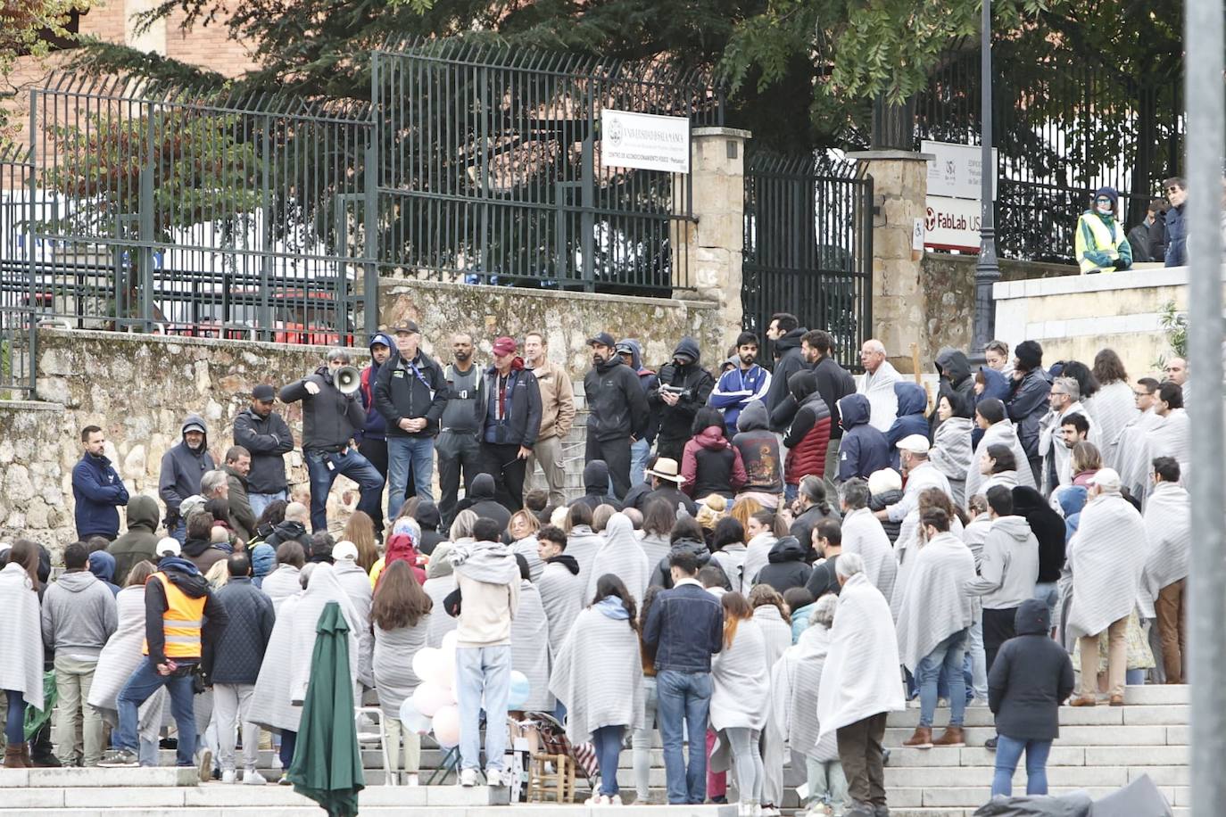 Espectacular imagen: un Mini se &#039;lanza&#039; por las escaleras de la Vaguada