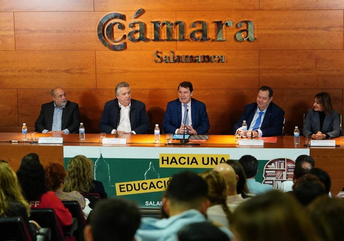 El presidente de la Junta de Castilla y León, Alfonso Fernández Mañueco, en la segunda jornada del think tank 'Hacia una educación equitativa'.