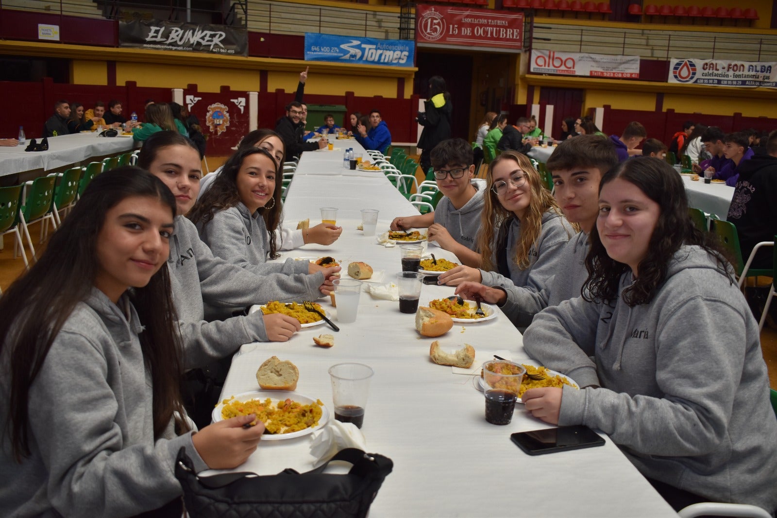 Alba de Tormes afronta la recta final de sus fiestas al ritmo de las peñas