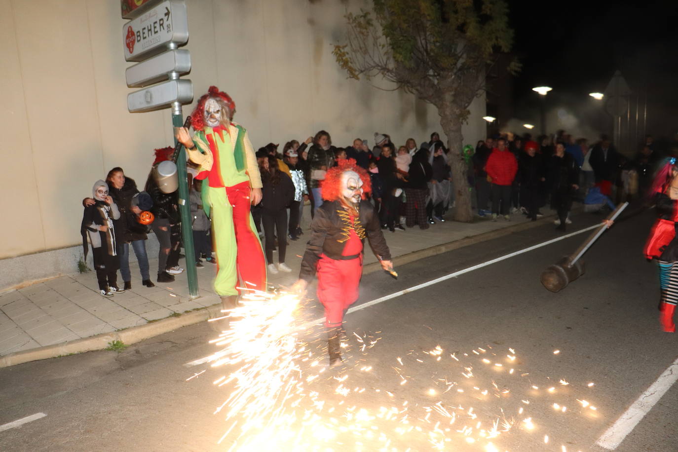 Pasacalles de terror en la noche de Guijuelo