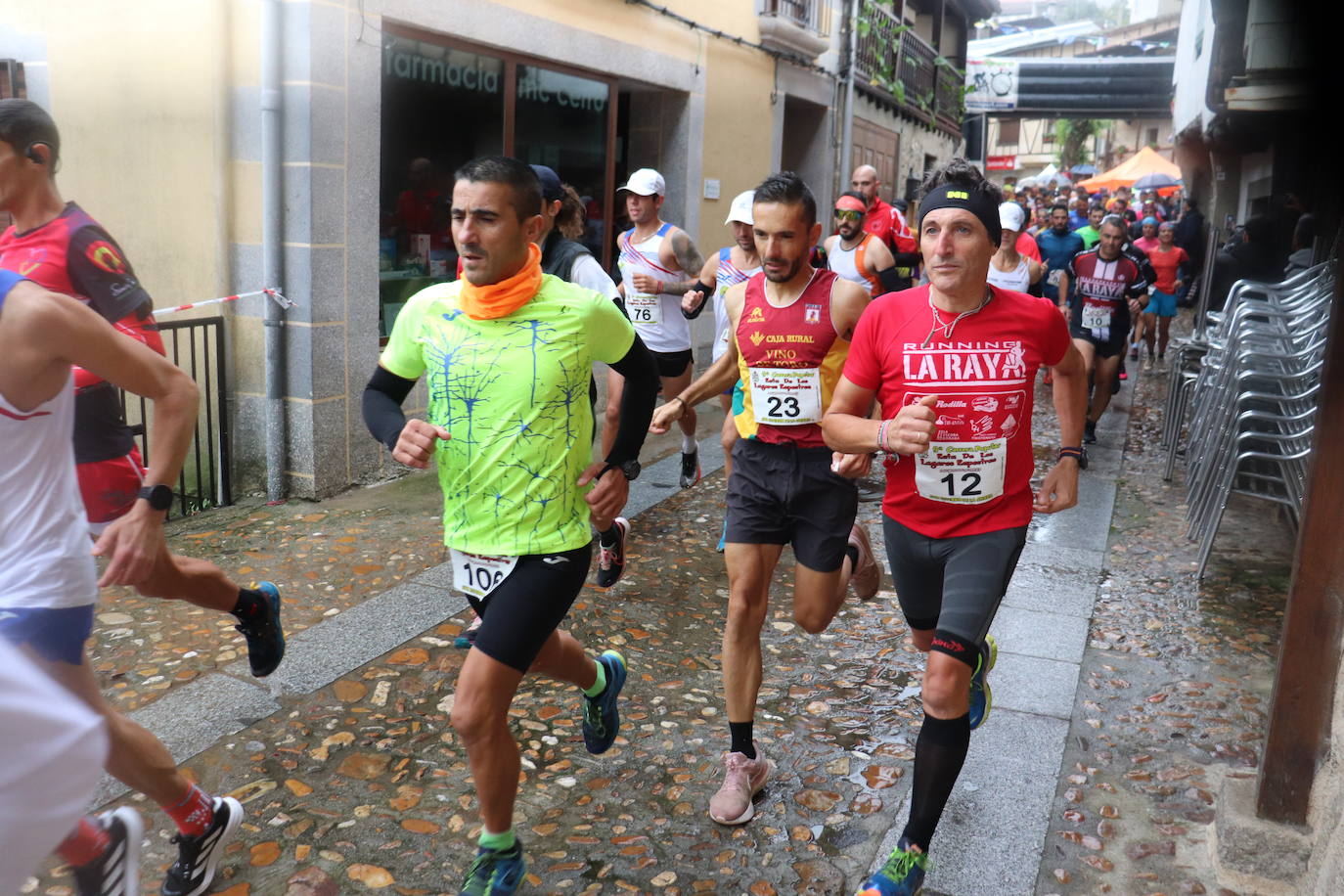 La lluvia no puede con la carrera de los lagares rupestres de San Esteban de la Sierra