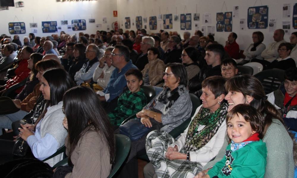 Villoruela recrea la inauguración de su escuela