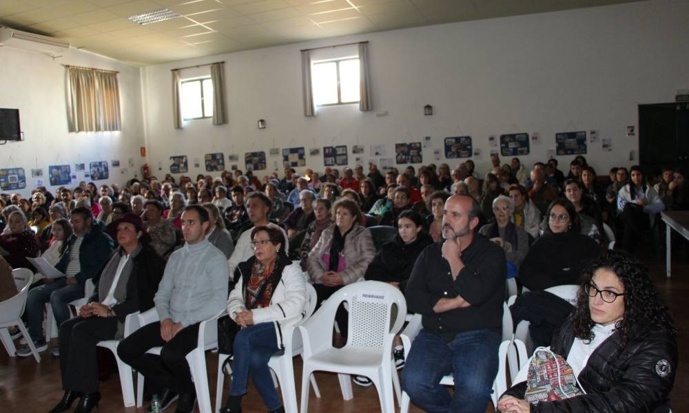 Villoruela recrea la inauguración de su escuela