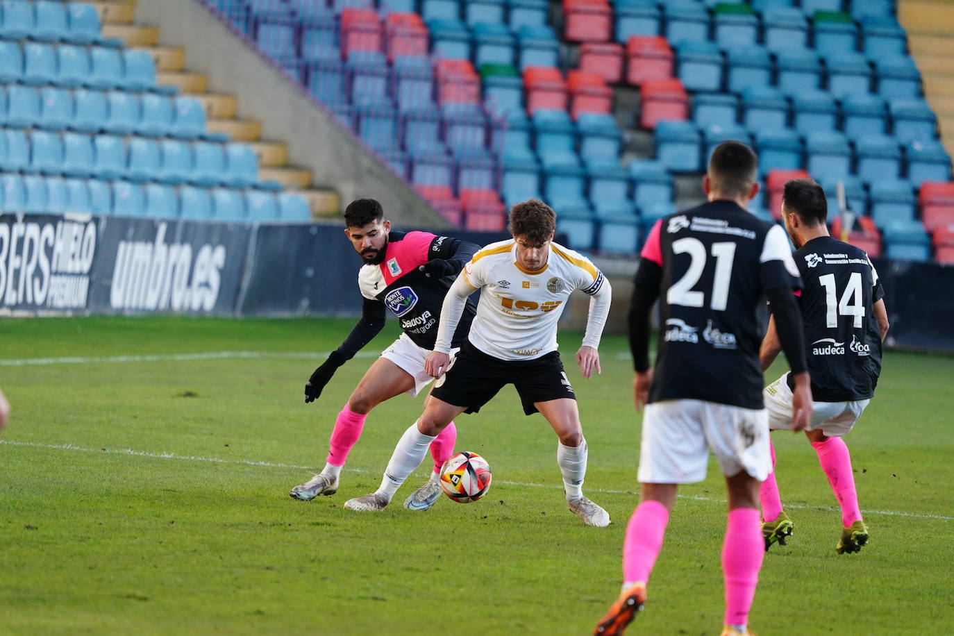 El Salamanca UDS - Almazán, en imágenes