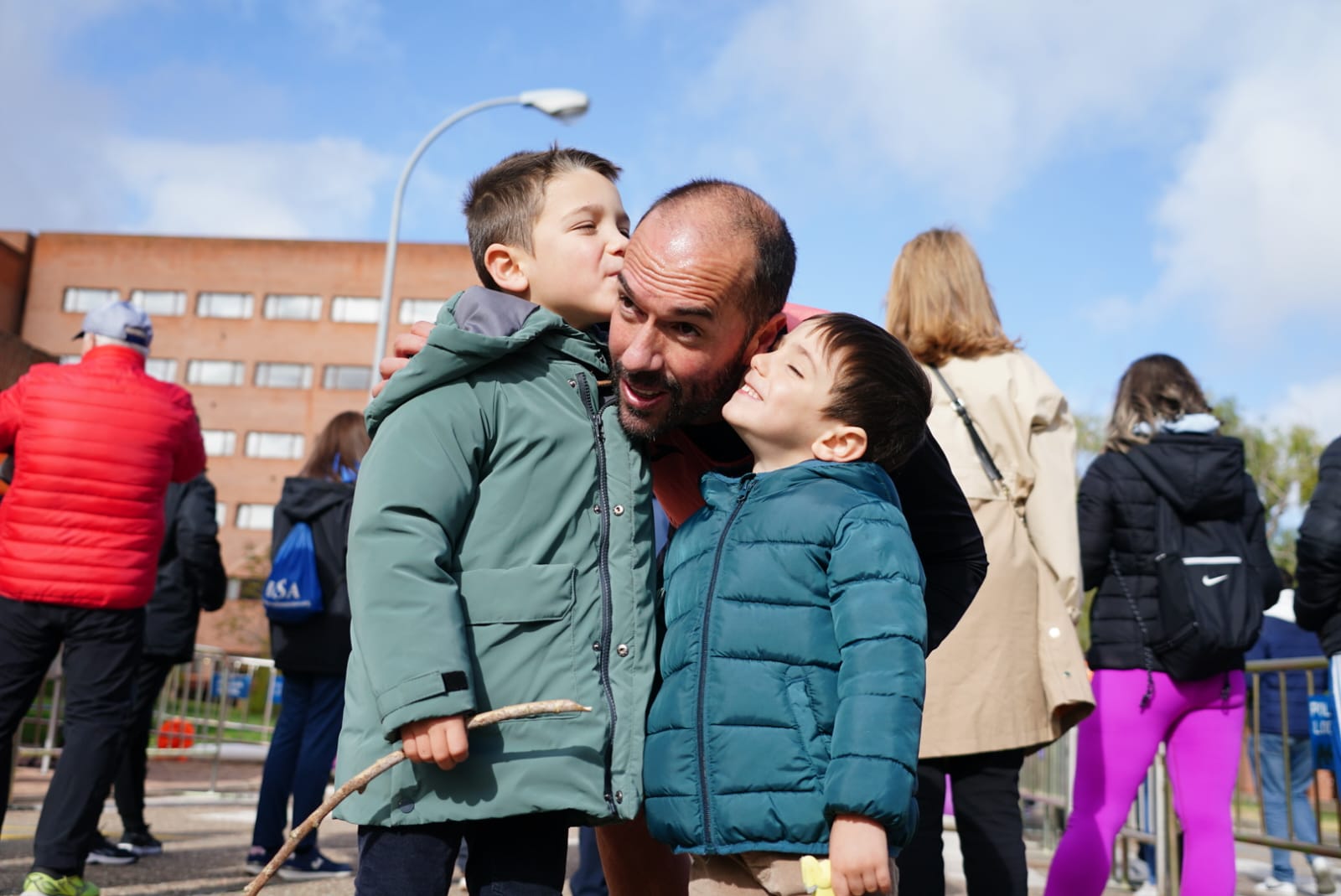 Salamanca corre &quot;sin resistencias&quot; junto a la Facultad de Farmacia