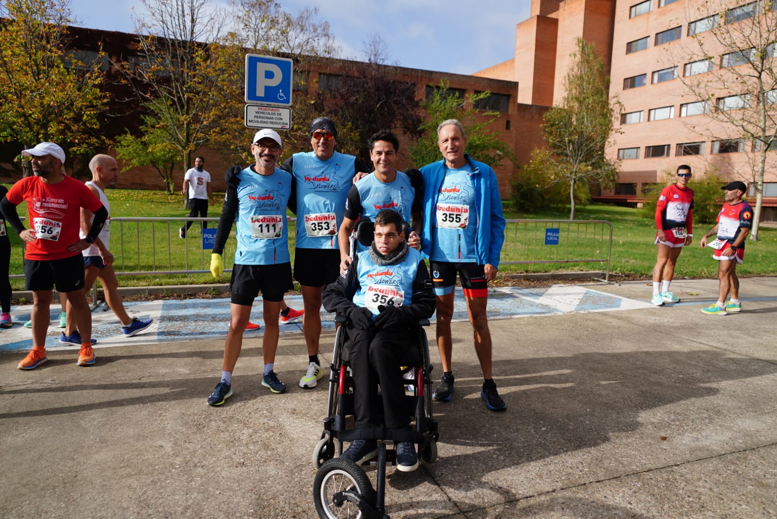 Salamanca corre &quot;sin resistencias&quot; junto a la Facultad de Farmacia