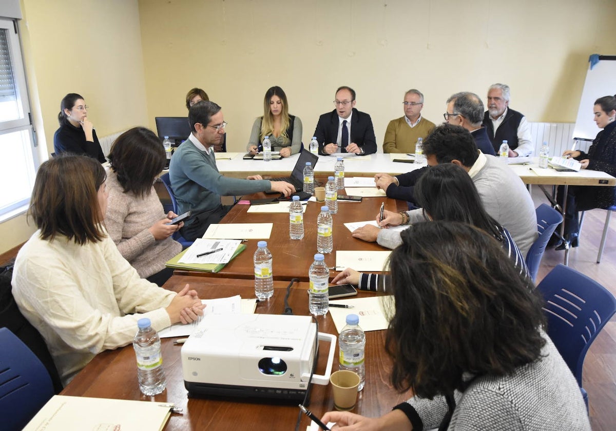 Marcos Iglesias y Joana Veloso presidieron el encuentro en Miróbriga de la Red de Ciudades Cencyl.