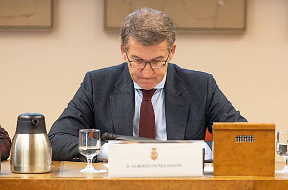 Feijóo responsabiliza a Sánchez de lo que ocurre en España y acusa al PSOE de querer «cambiar de conversación»