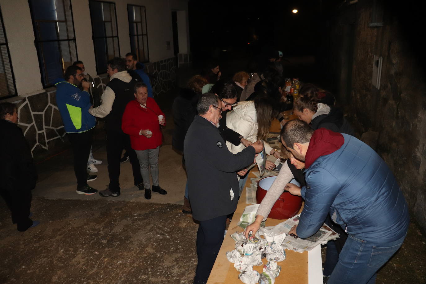 Peromingo disfruta de una tarde de otoño con el sabor de los calbotes