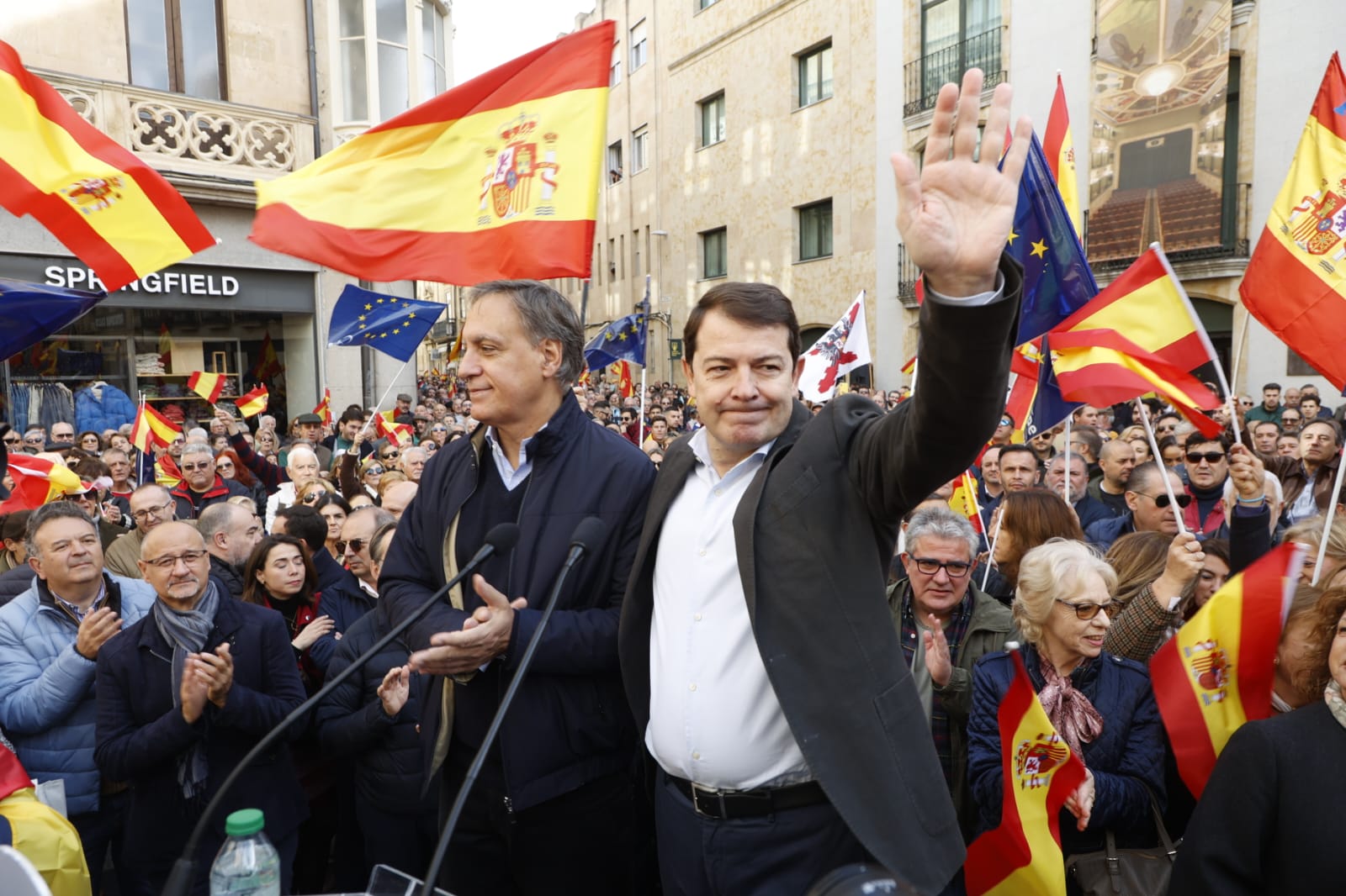 La manifestación contra la amnistía en Salamanca, en imágenes