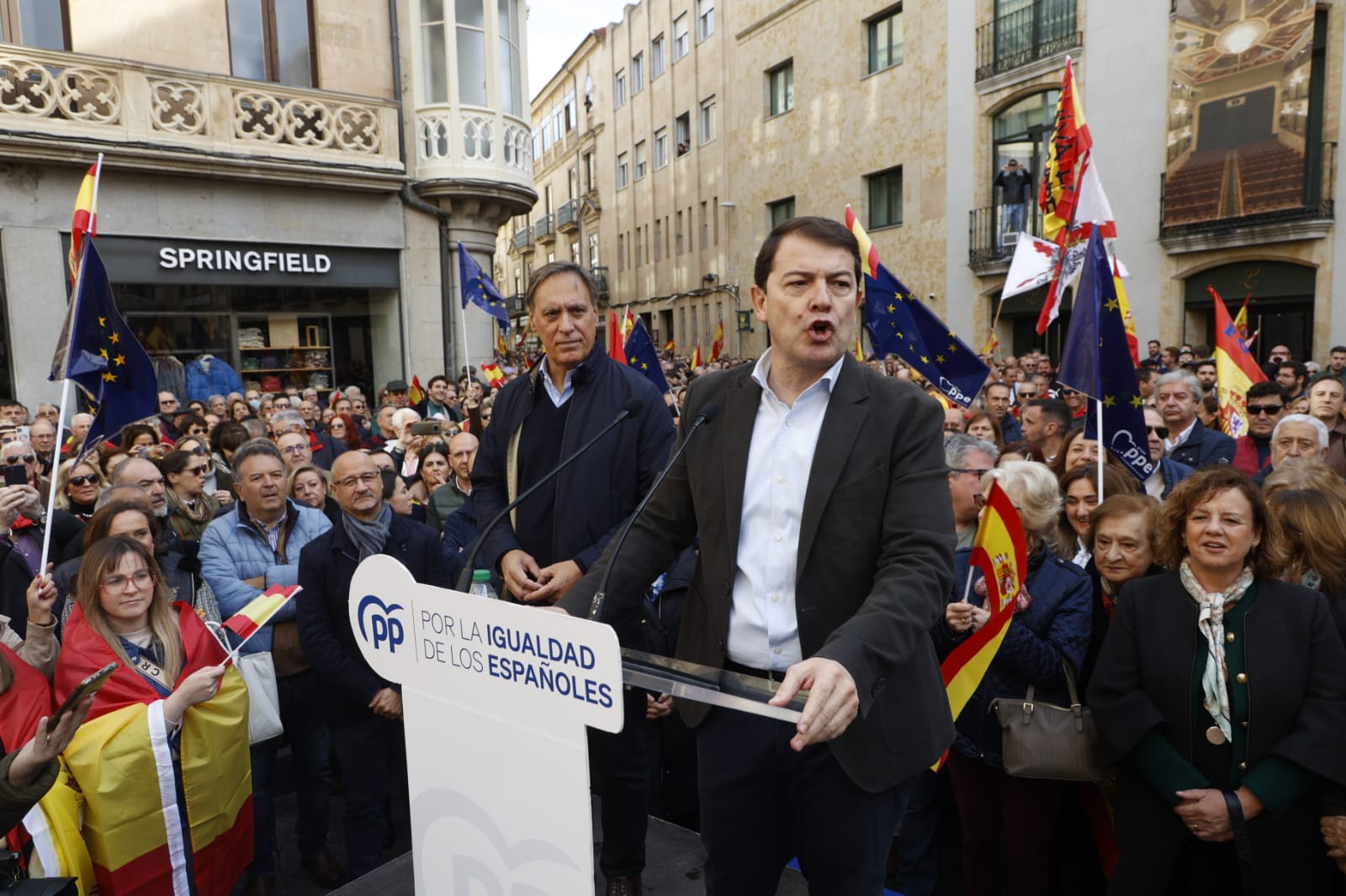 La manifestación contra la amnistía en Salamanca, en imágenes