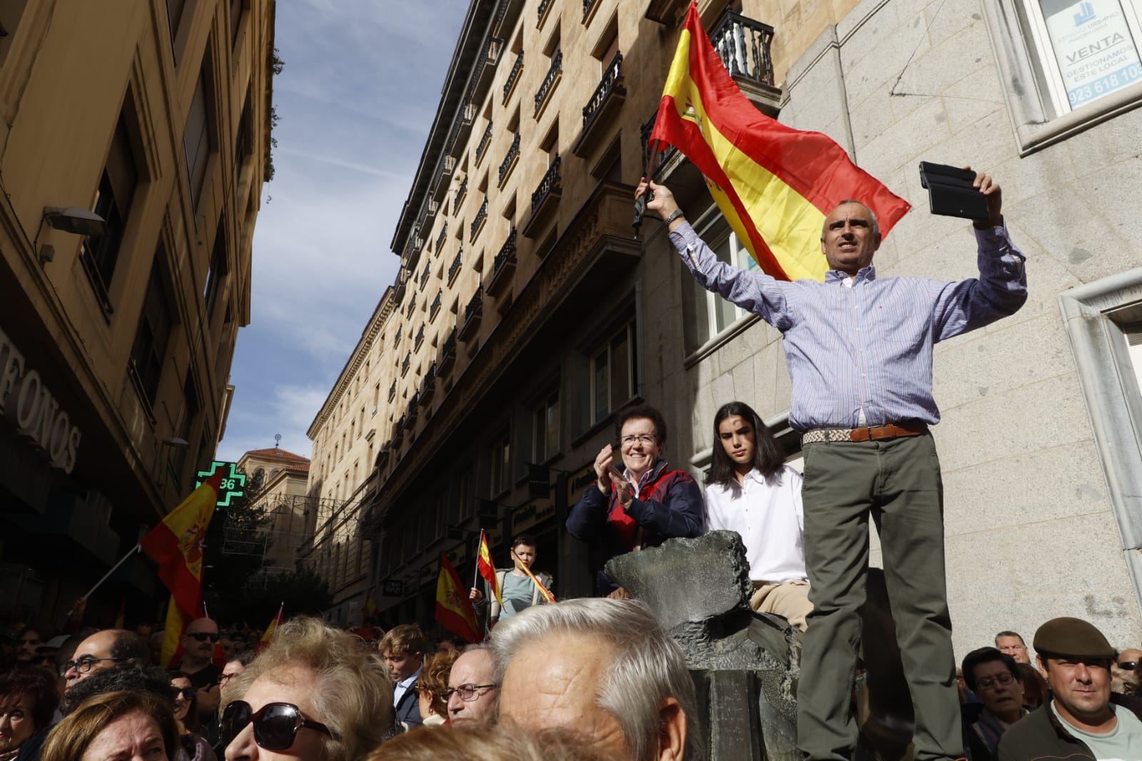 La manifestación contra la amnistía en Salamanca, en imágenes