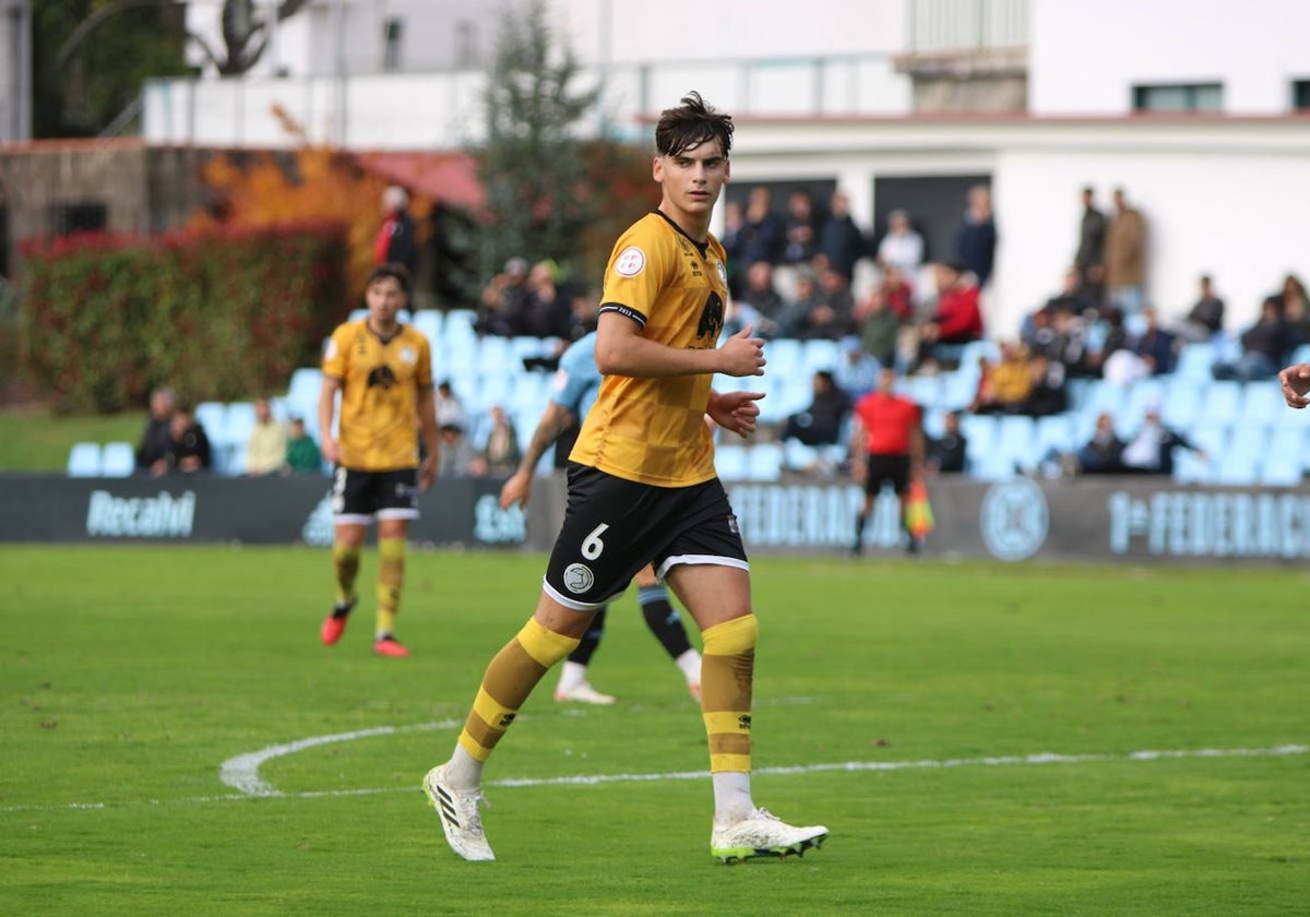 Javi Villar durante el partido jugado hoy en Barreiro