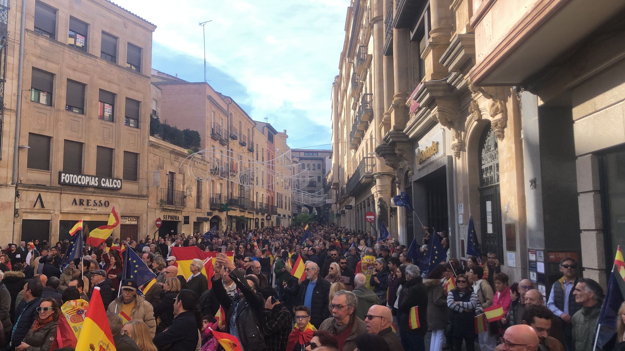 La manifestación contra la amnistía en Salamanca, en imágenes