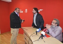 El PSOE de Béjar denuncia la firma de un documento en el equipo de Gobierno para evitar una moción de censura y el PP habla de robo de documentos