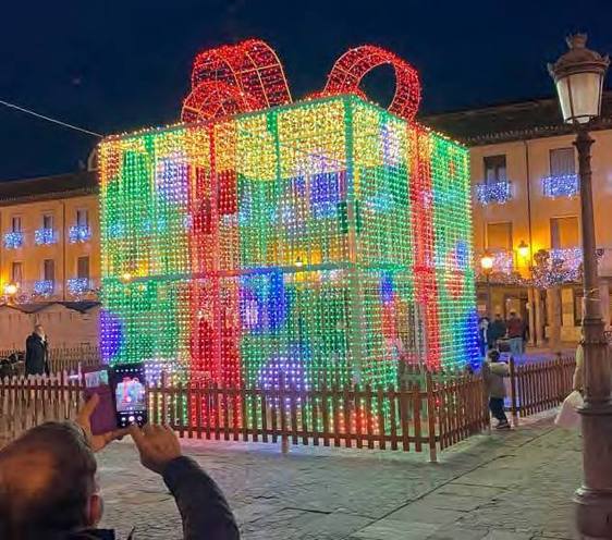 Una gran caja mágica con luz y sonido decorará la Navidad de Peñaranda